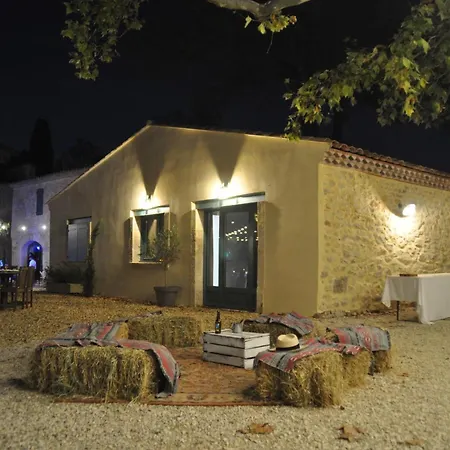 Domaine Arbaud Tatil Evi Redessan