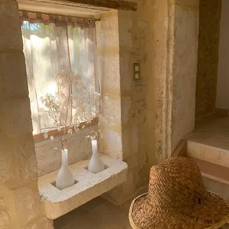 Domaine Arbaud Tatil Evi